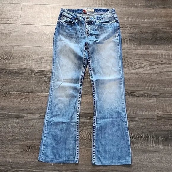 🌴 BKE Denim "Kate" bootcut Jeans 🌴 - Picture 1 of 6